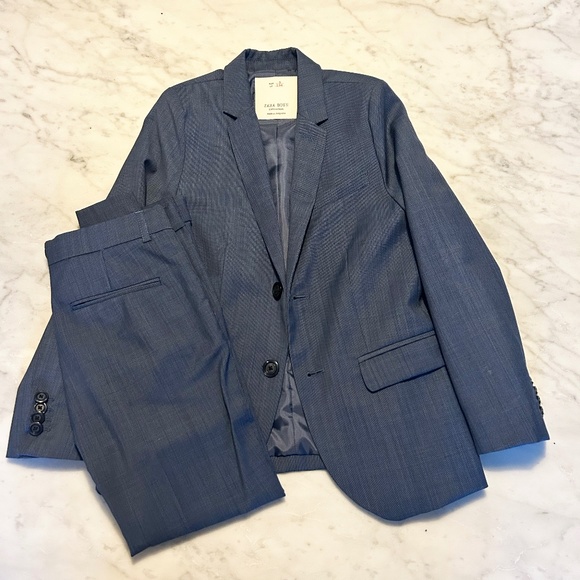 ZARA Kids Suit Size 9 - Picture 1 of 4